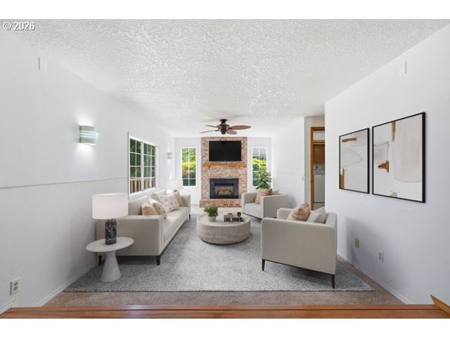 1629 Se ELLIOTT Ave, Gresham, OR 97080