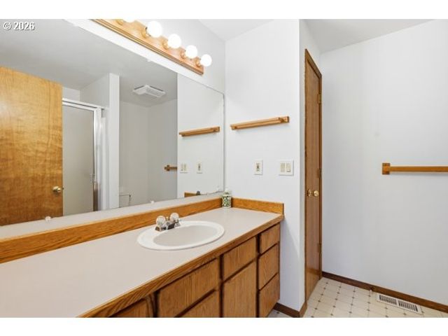 1629 Se ELLIOTT Ave, Gresham, OR 97080