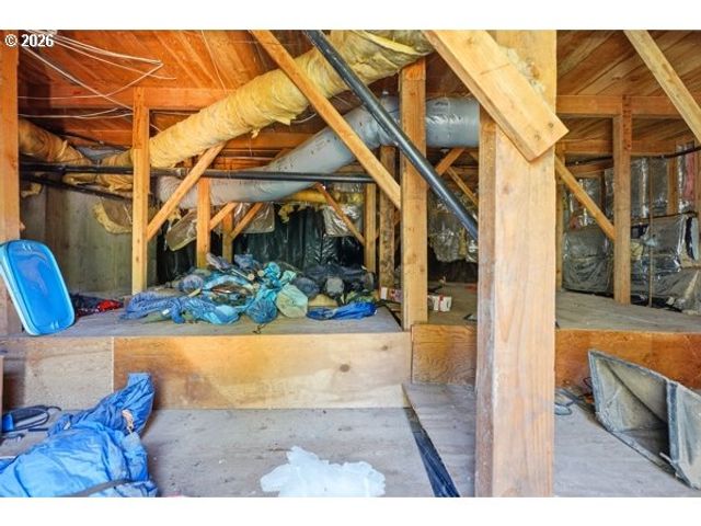 1629 Se ELLIOTT Ave, Gresham, OR 97080