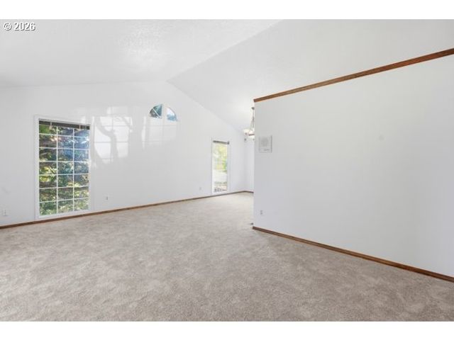 1629 Se ELLIOTT Ave, Gresham, OR 97080
