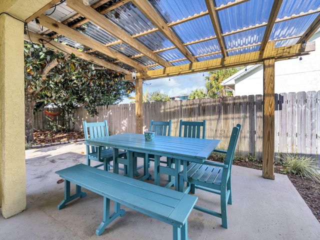 3914 Vicar Street, Panama City Beach, FL 32408