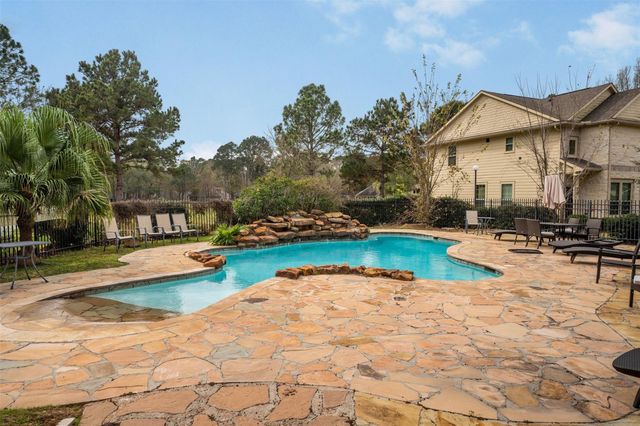 16020 Fountainview 21, Montgomery, TX 77356