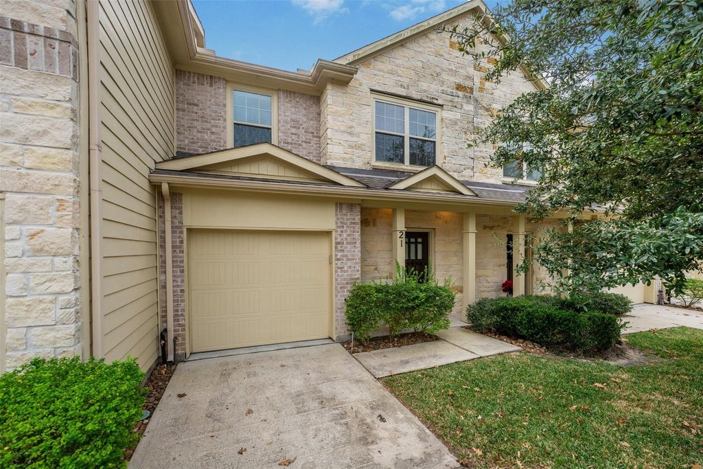 16020 Fountainview 21, Montgomery, TX 77356