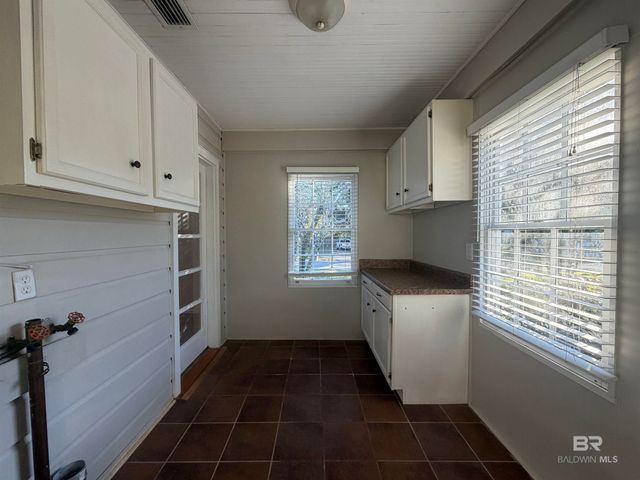 3054 Calais Street, Mobile, AL 36606