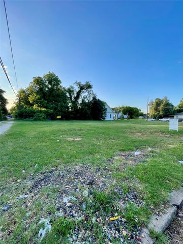 1713 Cooper Street, Dallas, TX 75215
