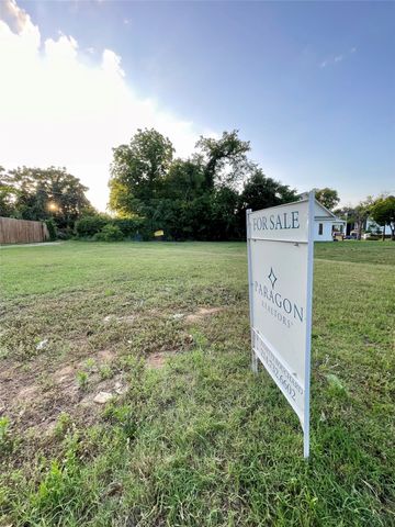 1713 Cooper Street, Dallas, TX 75215