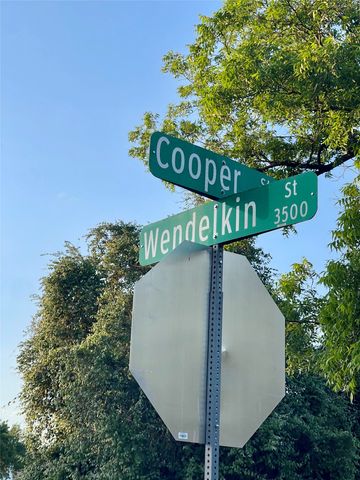 1713 Cooper Street, Dallas, TX 75215