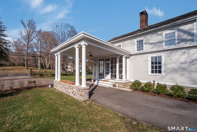 88 Main Street, Essex, CT 06442