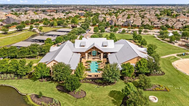 11806 Creekside Shore Circle, Cypress, TX 77433