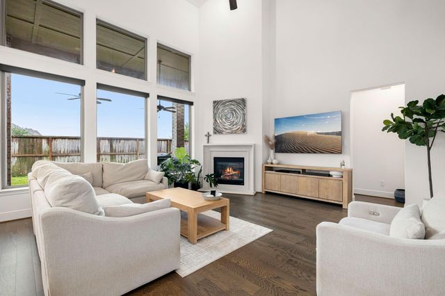 11806 Creekside Shore Circle, Cypress, TX 77433