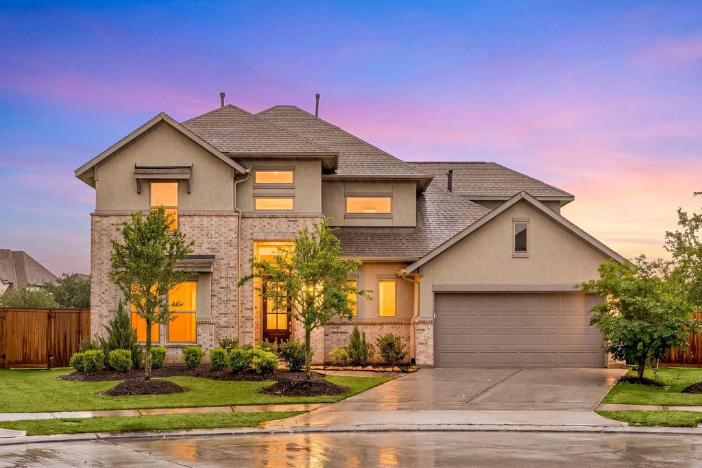11806 Creekside Shore Circle, Cypress, TX 77433