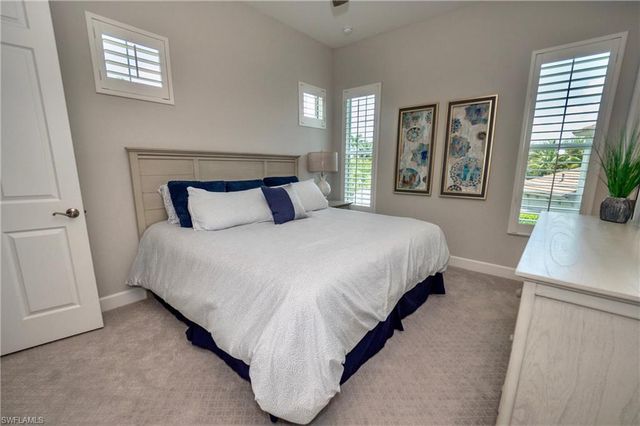 8008 Signature Club Cir, Naples, FL 34113