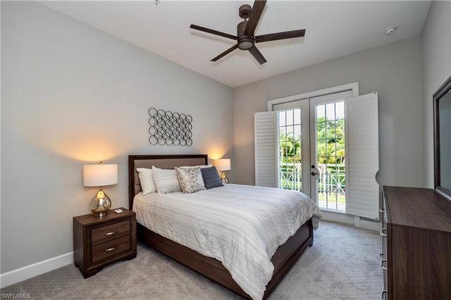 8008 Signature Club Cir, Naples, FL 34113