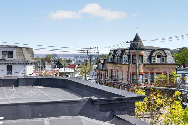 108 South Street E, Oyster Bay, NY 11771