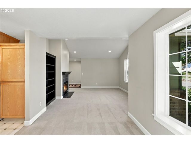 620 KIMBERLY Ct, Molalla, OR 97038