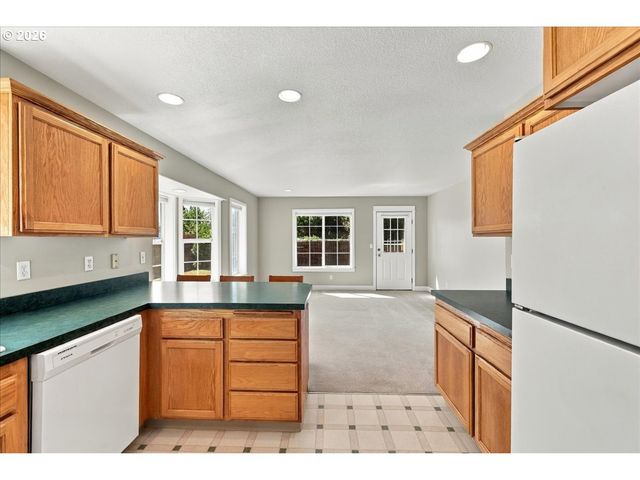 620 KIMBERLY Ct, Molalla, OR 97038