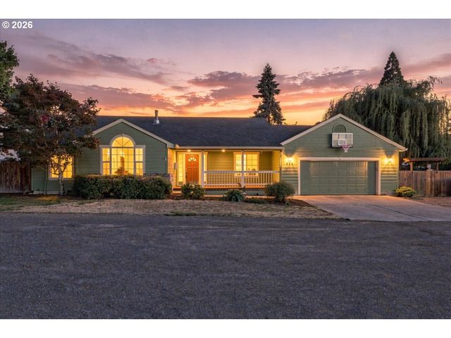 620 KIMBERLY Ct, Molalla, OR 97038