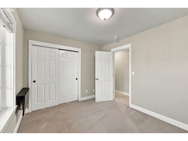 620 KIMBERLY Ct, Molalla, OR 97038