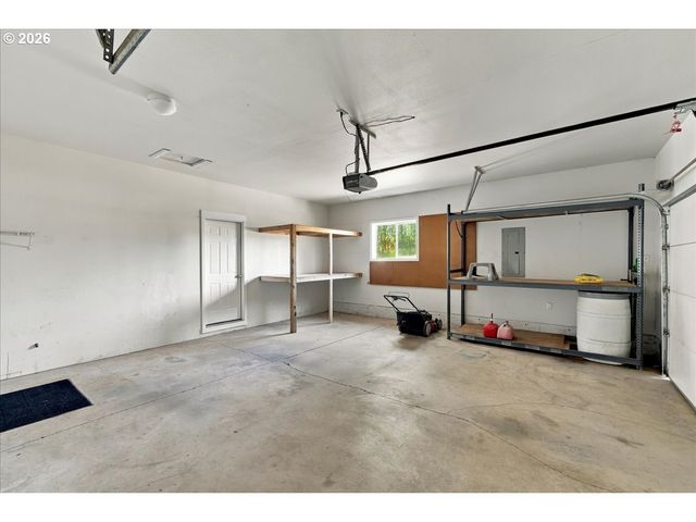 620 KIMBERLY Ct, Molalla, OR 97038