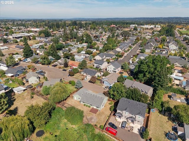 620 KIMBERLY Ct, Molalla, OR 97038