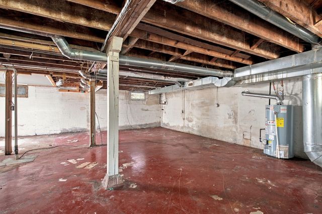 1858 E Grand Street, Springfield, MO 65804
