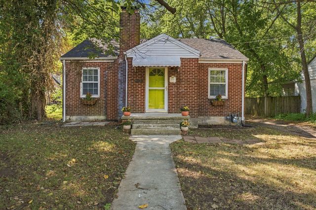 1858 E Grand Street, Springfield, MO 65804