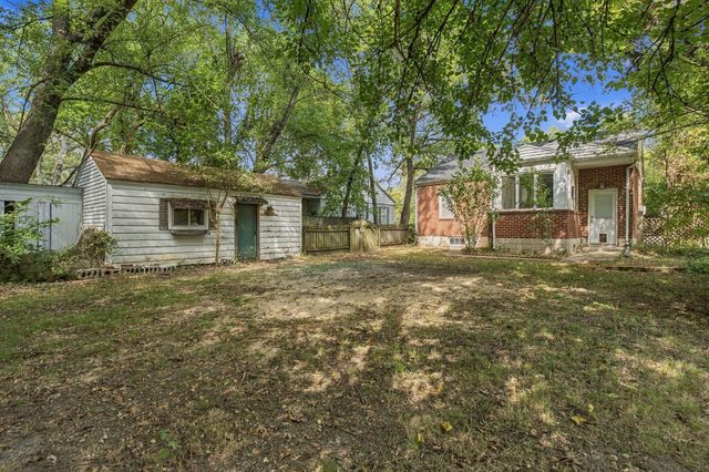 1858 E Grand Street, Springfield, MO 65804