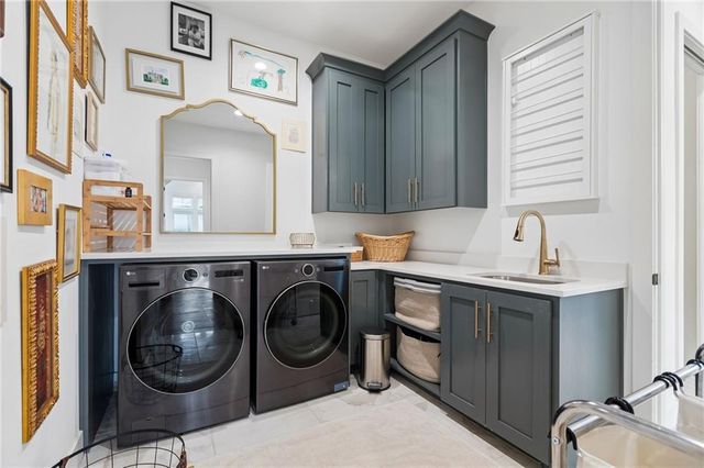 10711 W 173rd Terrace, Overland Park, KS 66221