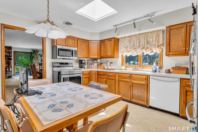 704 Towner Swamp Road, Guilford, CT 06437