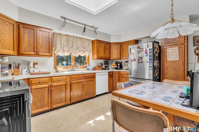 704 Towner Swamp Road, Guilford, CT 06437