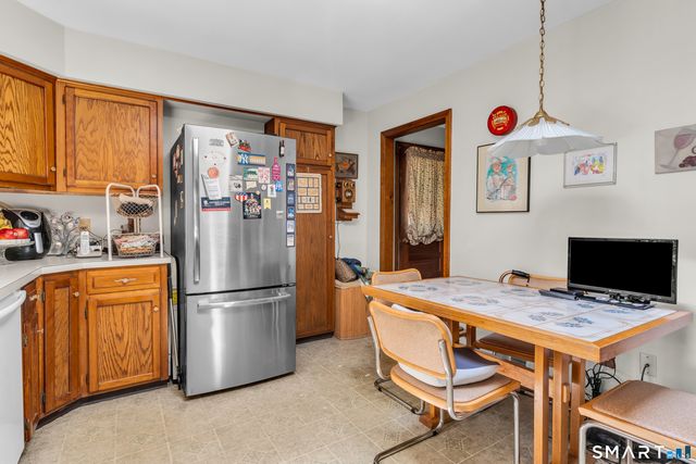 704 Towner Swamp Road, Guilford, CT 06437