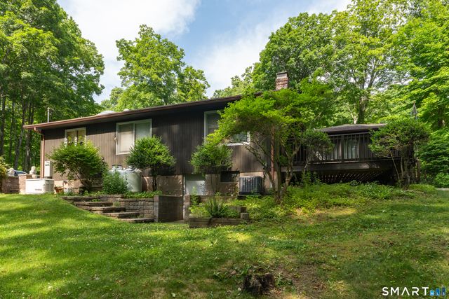 704 Towner Swamp Road, Guilford, CT 06437