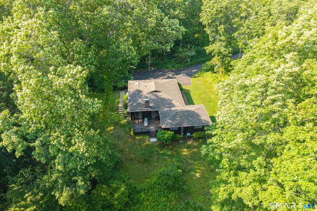 704 Towner Swamp Road, Guilford, CT 06437