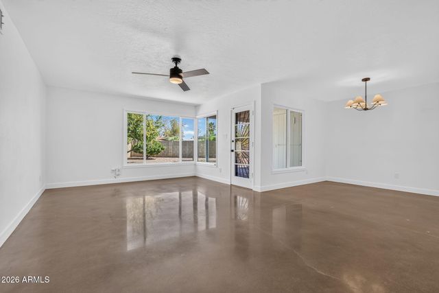 4135 N WESTVIEW Drive, Phoenix, AZ 85015