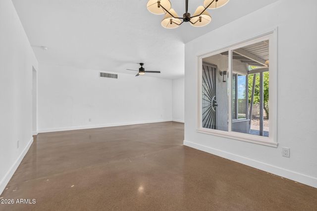 4135 N WESTVIEW Drive, Phoenix, AZ 85015