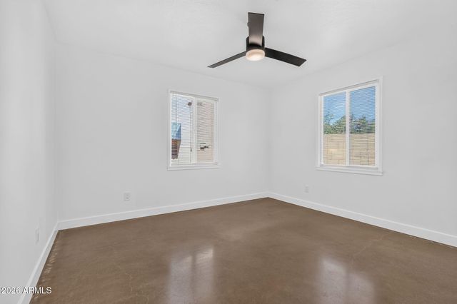 4135 N WESTVIEW Drive, Phoenix, AZ 85015