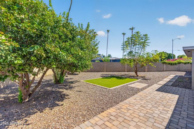 4135 N WESTVIEW Drive, Phoenix, AZ 85015