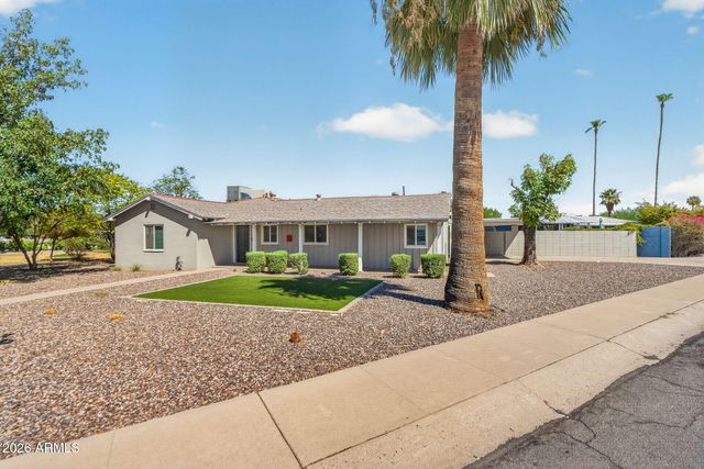 4135 N WESTVIEW Drive, Phoenix, AZ 85015