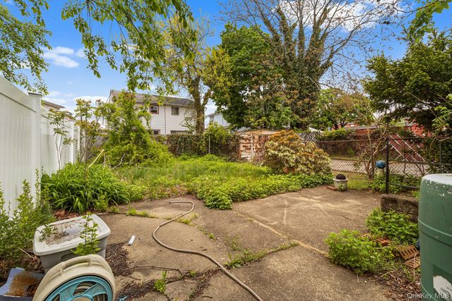 12239 Long Street, Jamaica, NY 11434