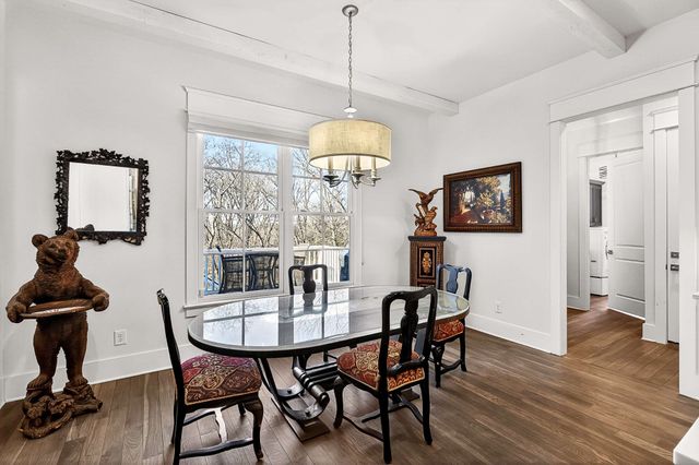 6732 Darden Pl, Nashville, TN 37205