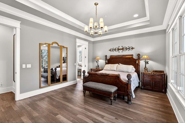 6732 Darden Pl, Nashville, TN 37205