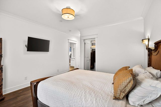 6732 Darden Pl, Nashville, TN 37205