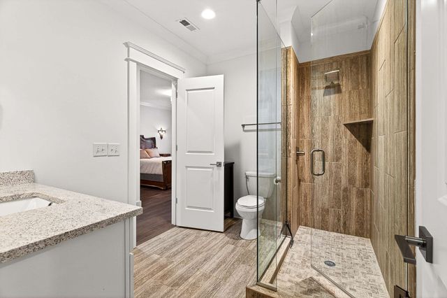 6732 Darden Pl, Nashville, TN 37205