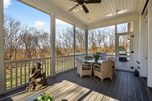 6732 Darden Pl, Nashville, TN 37205