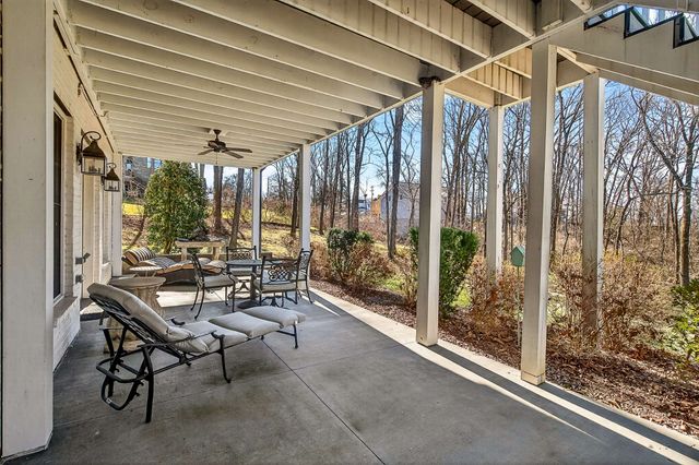 6732 Darden Pl, Nashville, TN 37205