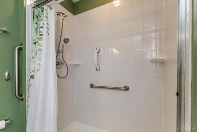 401 St Andrews Circle, Miami Twp, OH 45150