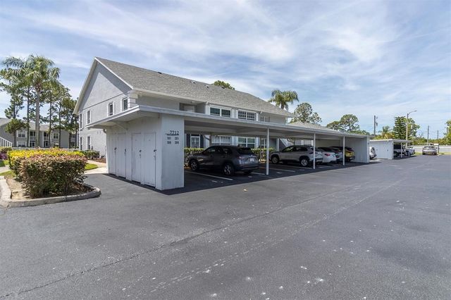 7712 HILLSIDE COURT 201, Hudson, FL 34667