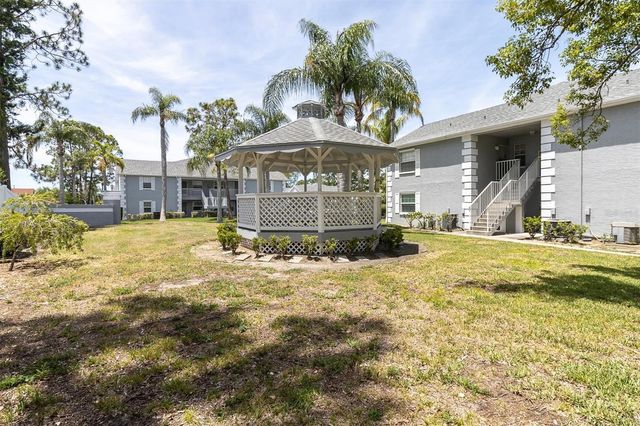 7712 HILLSIDE COURT 201, Hudson, FL 34667