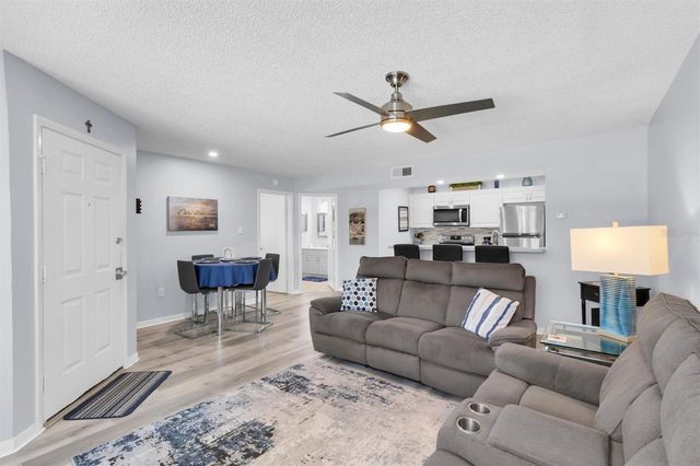 7712 HILLSIDE COURT 201, Hudson, FL 34667