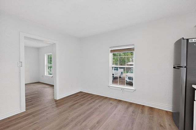 1210 Grant Street, Dallas, TX 75203